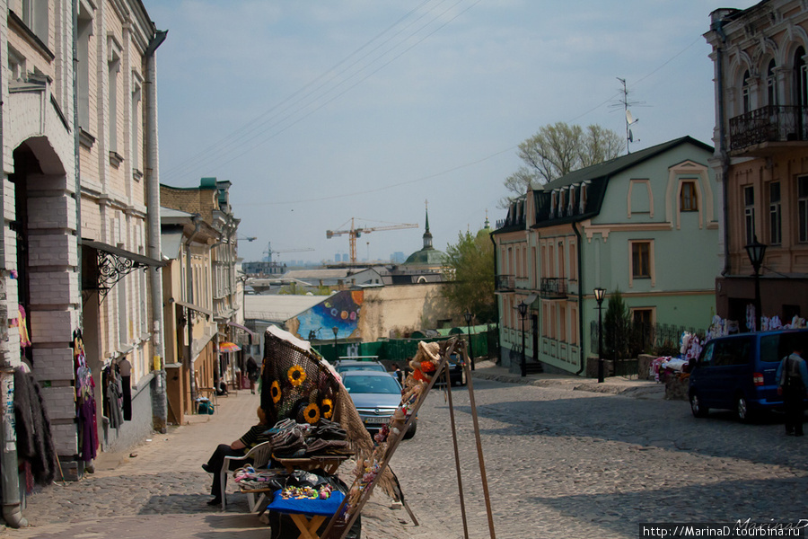 Контрасты Андреевского спуска Киев, Украина