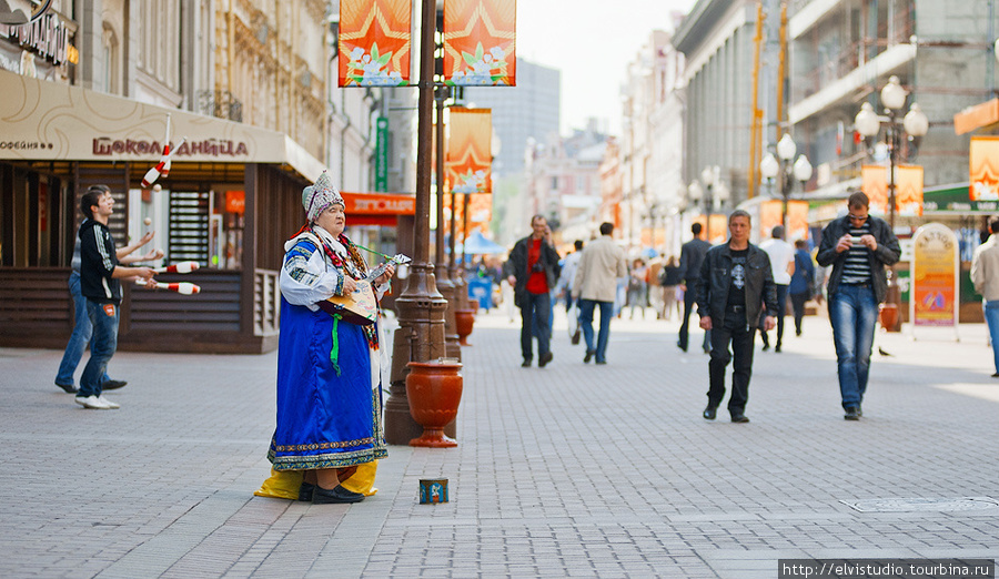 Один день, одна улица. Москва, Старый Арбат. Москва, Россия
