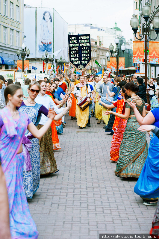 Один день, одна улица. Москва, Старый Арбат. Москва, Россия