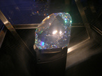 Это самый большой кристалл Сваровски  в мире.