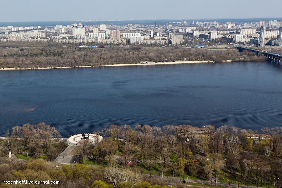 Родина-мать Киев, Украина