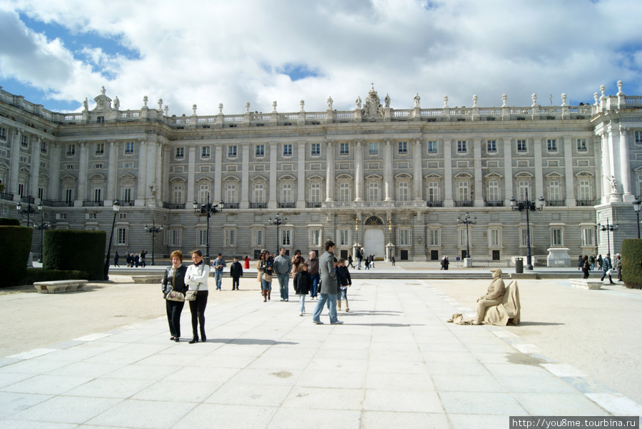 Настоящий дворец Мадрид, Испания