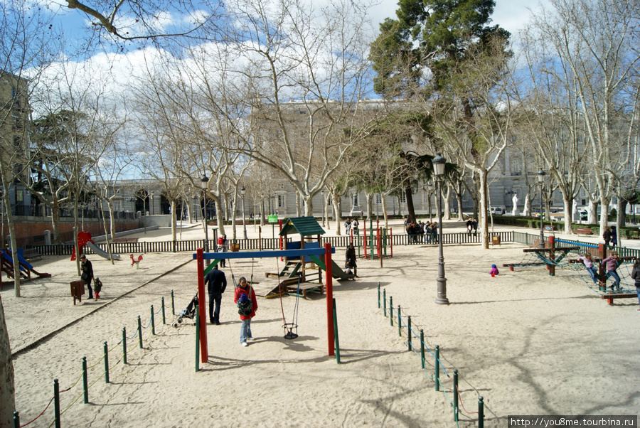 Площадь Ориенте Мадрид, Испания