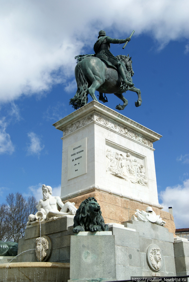Памятник королю Мадрид, Испания