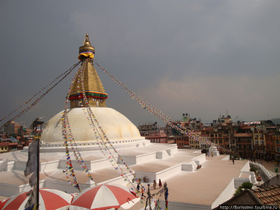 Буданатх — самая большая ступа в Непале. Непал