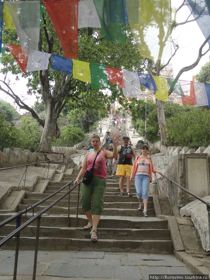 Лестница в 365 ступеней — по числу дней в году. Непал