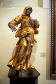 Статуя в художественной галерее Леона