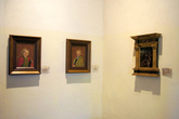 Картины в художественной галерее Леона