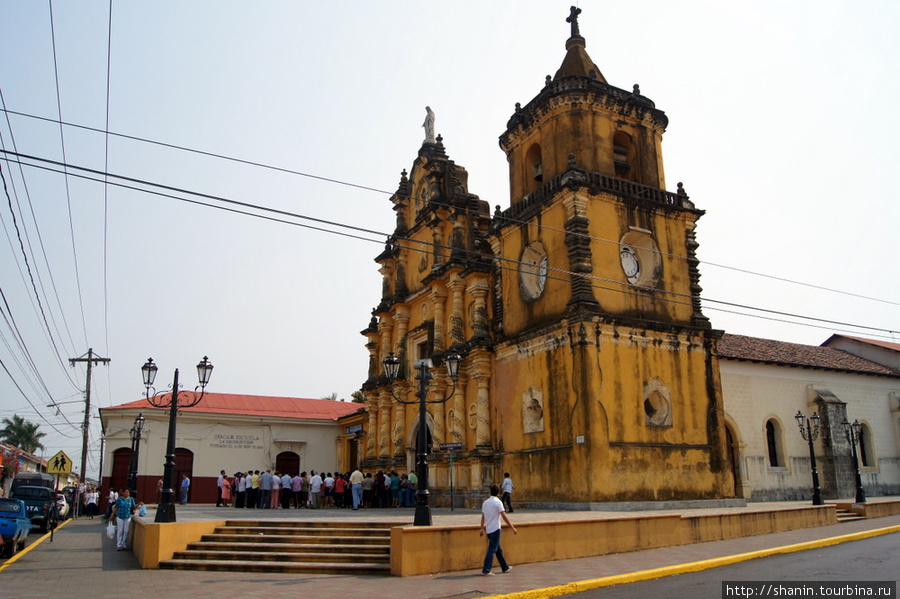 Церковь Ла Реколексион Леон, Никарагуа