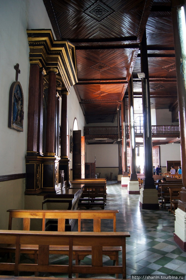 Церковь Ла Реколлексион Леон, Никарагуа
