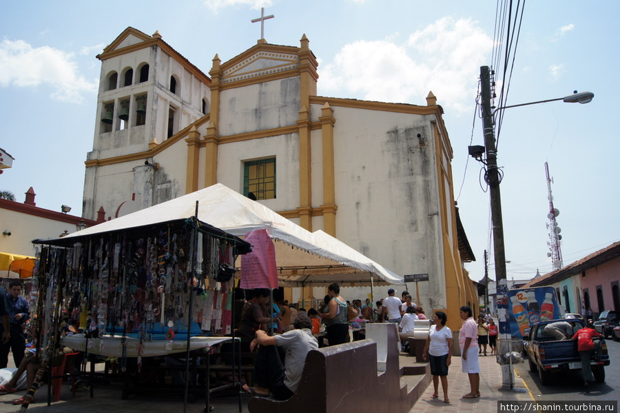 Церковь Святого Франциска в Леоне Леон, Никарагуа