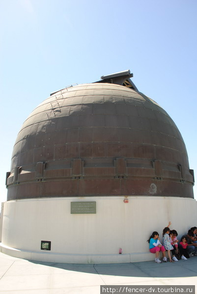 В Гриффитской обсерватории Лос-Анжелес, CША