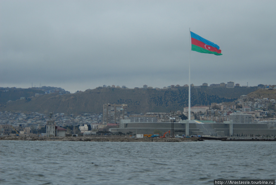 Самый большой флаг в мире Баку, Азербайджан