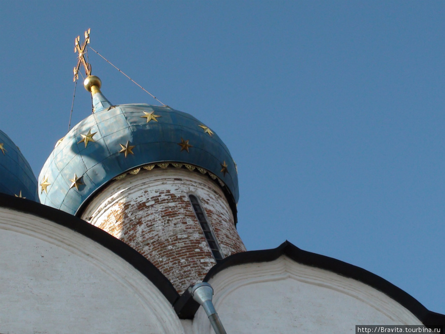 Купол Собора Рождества Богородицы в кремле. Суздаль, Россия