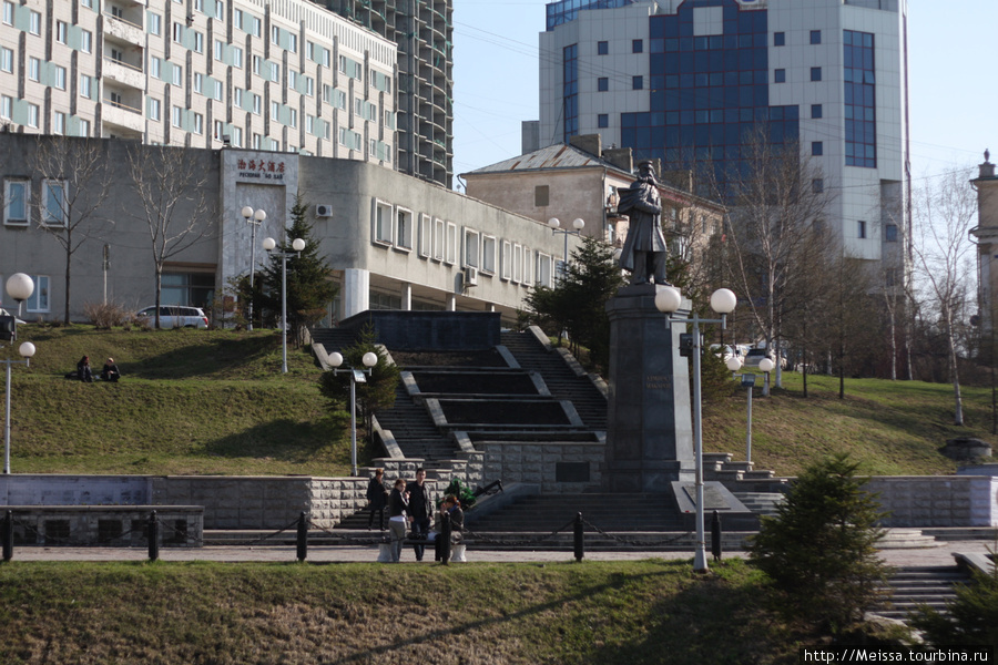 Сквер им. ад. Макарова Владивосток, Россия