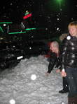 Играемся в снежки)))
