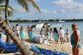 Американцы очень любят устраивать свадебные церемонии на пляже