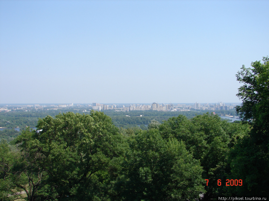 Панорама или как говорят на Украине — краевид левобережной части Киева Киев, Украина