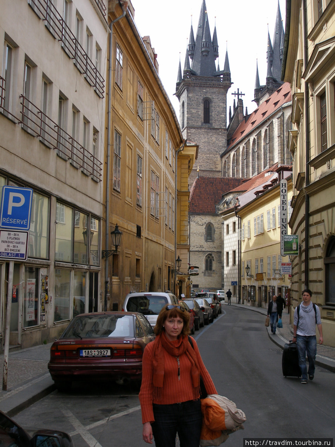 Улица Mala Stupartska,справа отель Ungelt 4* Прага, Чехия