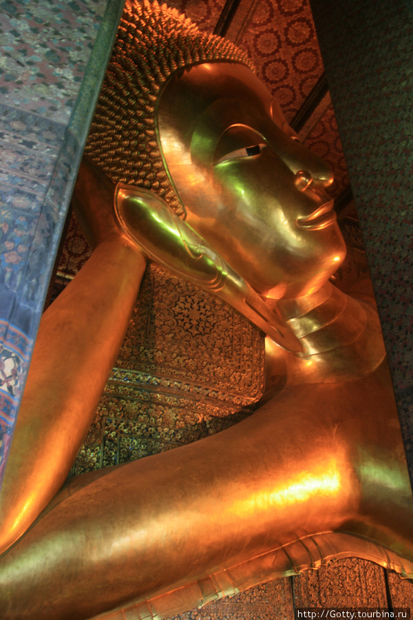 Лежащий Будда. Бангкок Камбоджа
