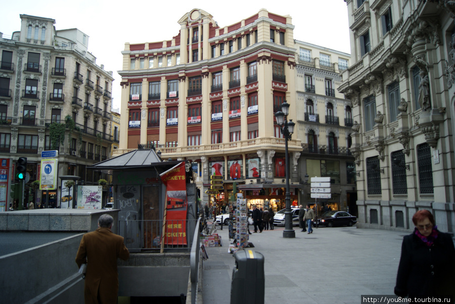 Площадь Каналежаса Мадрид, Испания