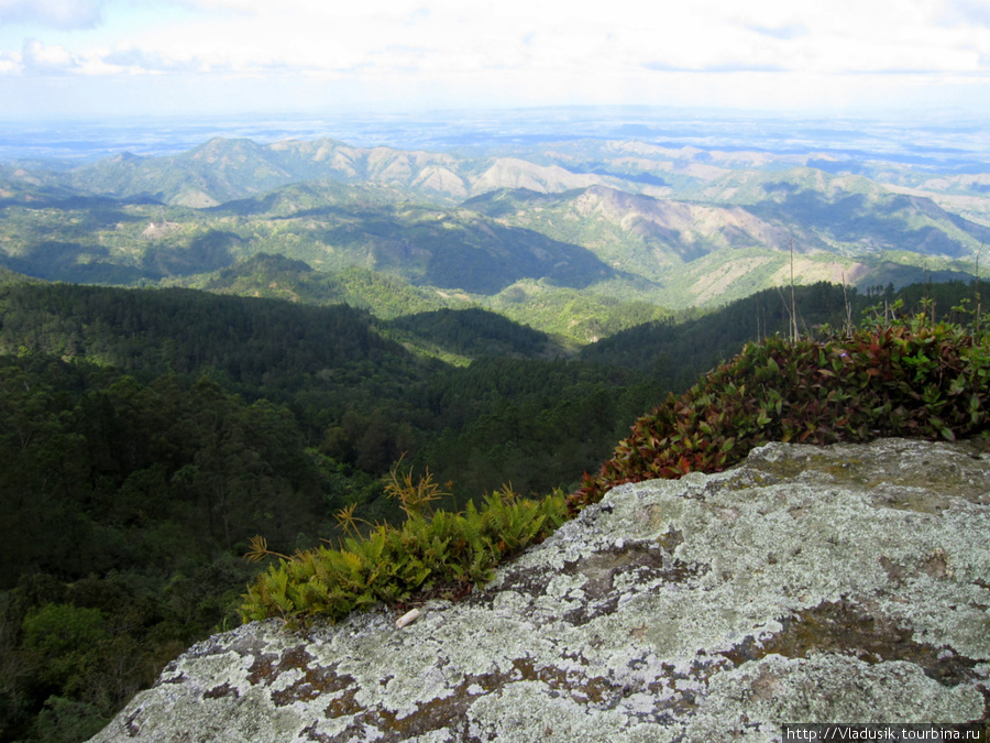 Кусочек камня, т.е. вершины Национальный парк Баконао, Куба