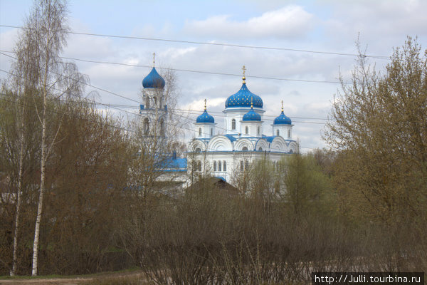 Нилова пустынь-мужской монастырь на берегу озера Селигер Светлица (Нило-Столбенская пустынь), Россия