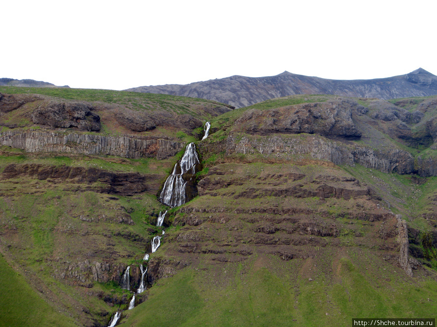 а это просто ручей талой воды Западная Исландия, Исландия