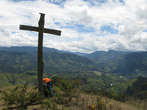 Водружать на горах большие кресты — умеют папуасы