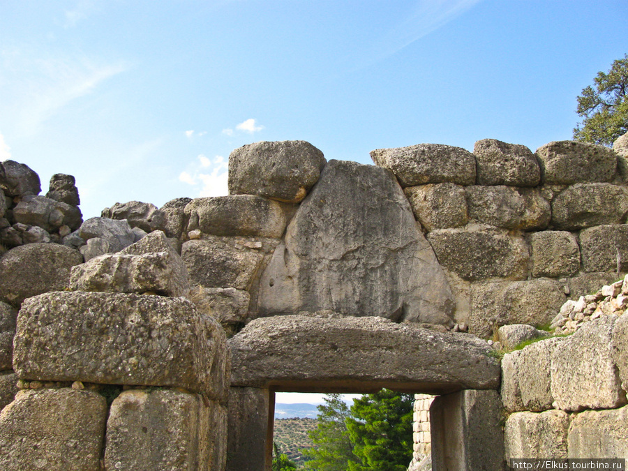 Львиные ворота, изнанка Микены, Греция