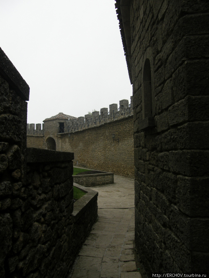 Крепость на горе Сан-Марино, Сан-Марино