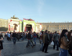 Концертная сцена на Дворцовой площади.