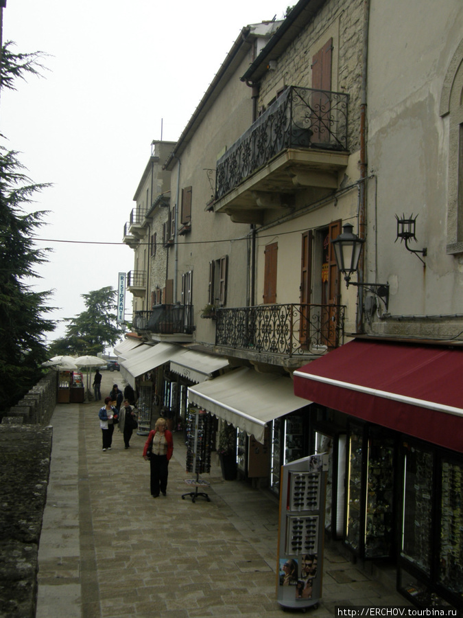Короткая прогулка по городу Сан-Марино, Сан-Марино