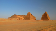 Напата, Джебель-Баркаль, пирамиды