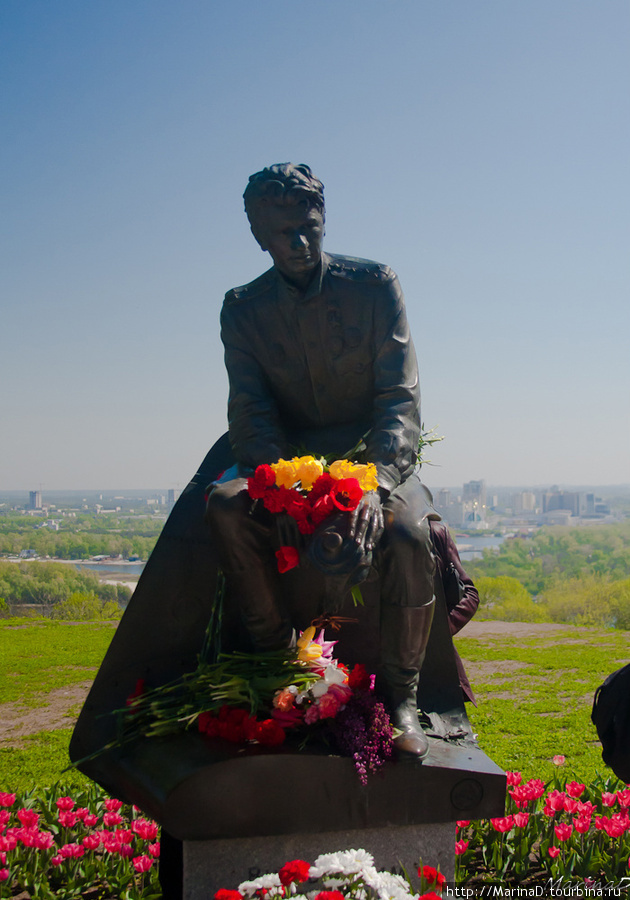 Памятник Леониду Фёдоровичу Быкову Киев, Украина