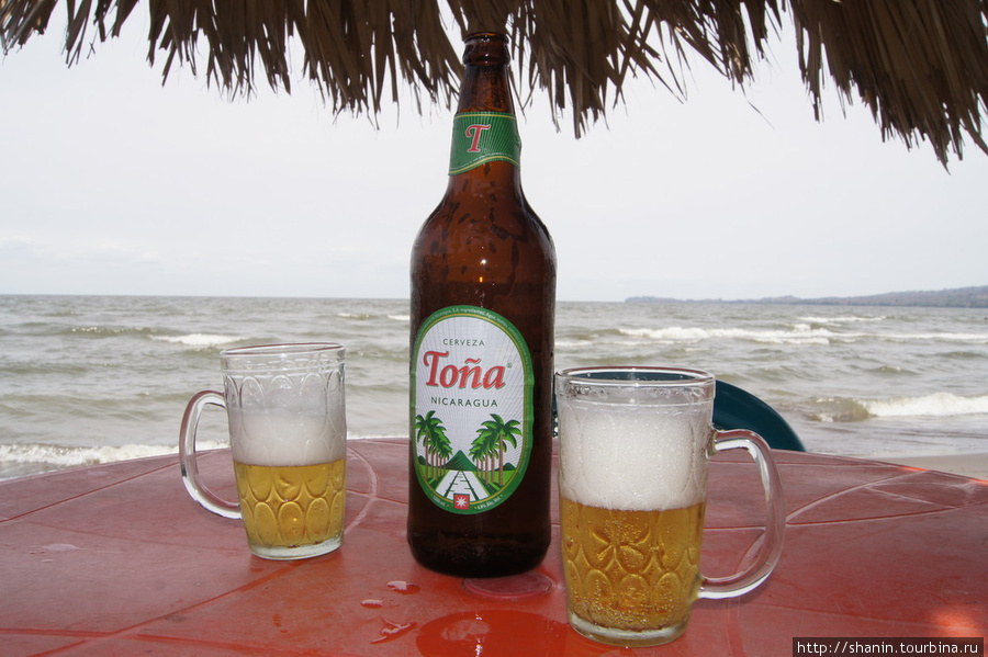 Самый популярный сорт никарагуанского пива — Тонья Остров Ометепе, Никарагуа