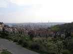Прага как на ладони с Вышеградского холма.