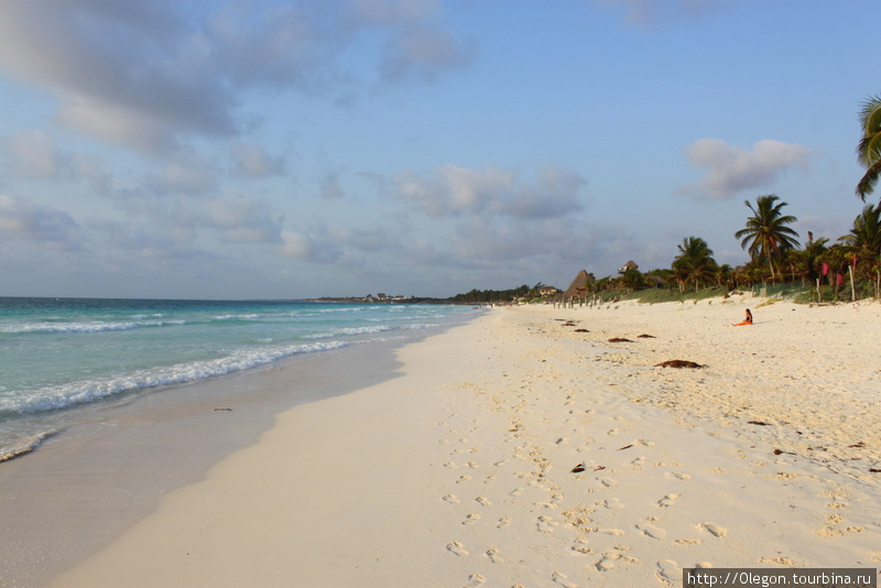 Длинный пляж с белым песком-  всё для нас и без толп туристов Тулум, Мексика