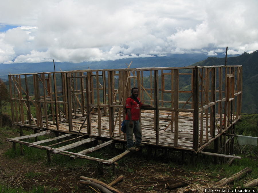 Строится большой торговый центр Провинция Симбу, Папуа-Новая Гвинея