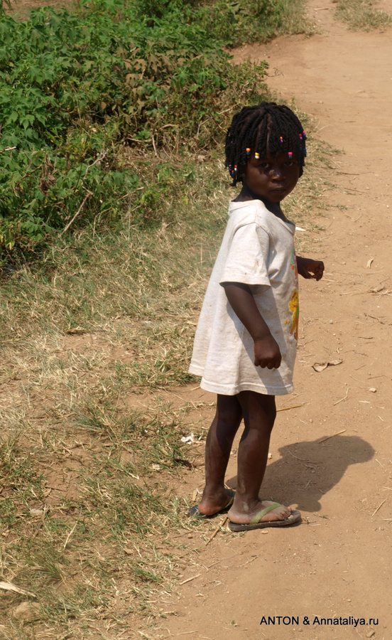 Деревенские дети Мбале, Уганда