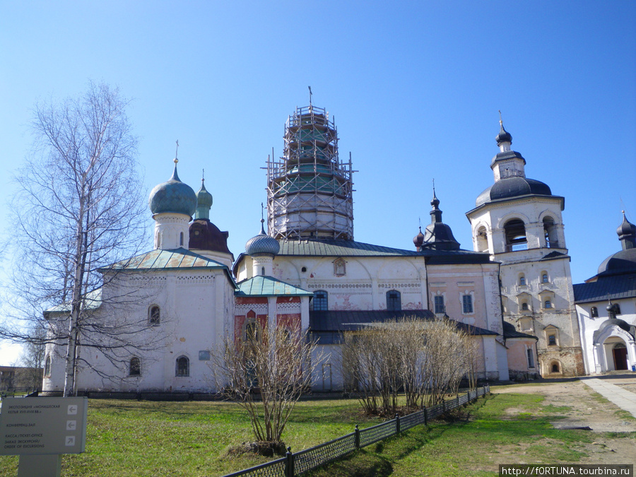 Кирилло-Белозерский монастырь Кириллов, Россия