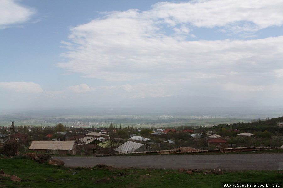 Суровые виды Армении Провинция Арагацотн, Армения