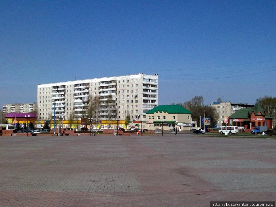 Площадь Металлургов. Заринск, Россия
