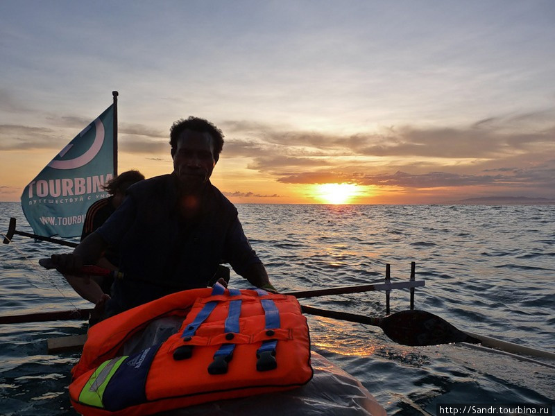 Румайро в открытом море | Провинция Сандаун, ПНГ Провинция Сандаун, Папуа-Новая Гвинея