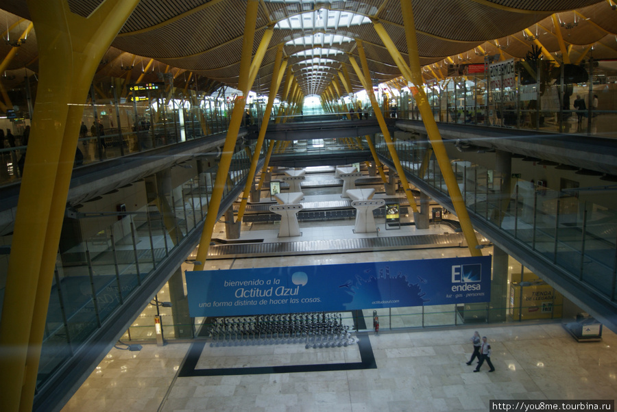 Терминал 4 Мадрид, Испания