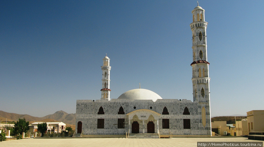 Мечеть, построенная саудитами в Кэрэне Эритрея