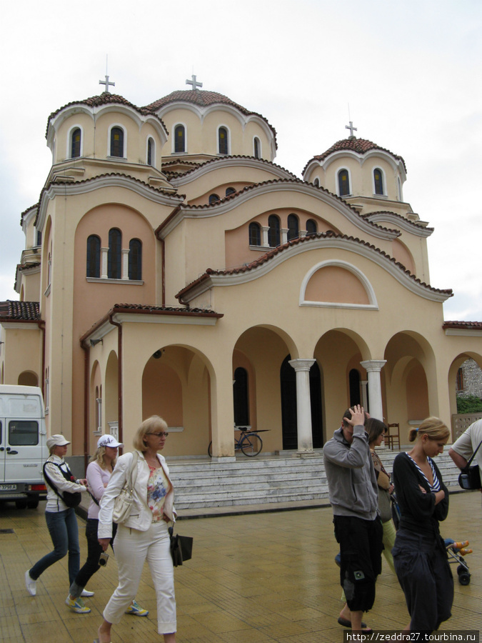 Построенная в начале 21 века, греческая православная церковь Шкодер, Албания