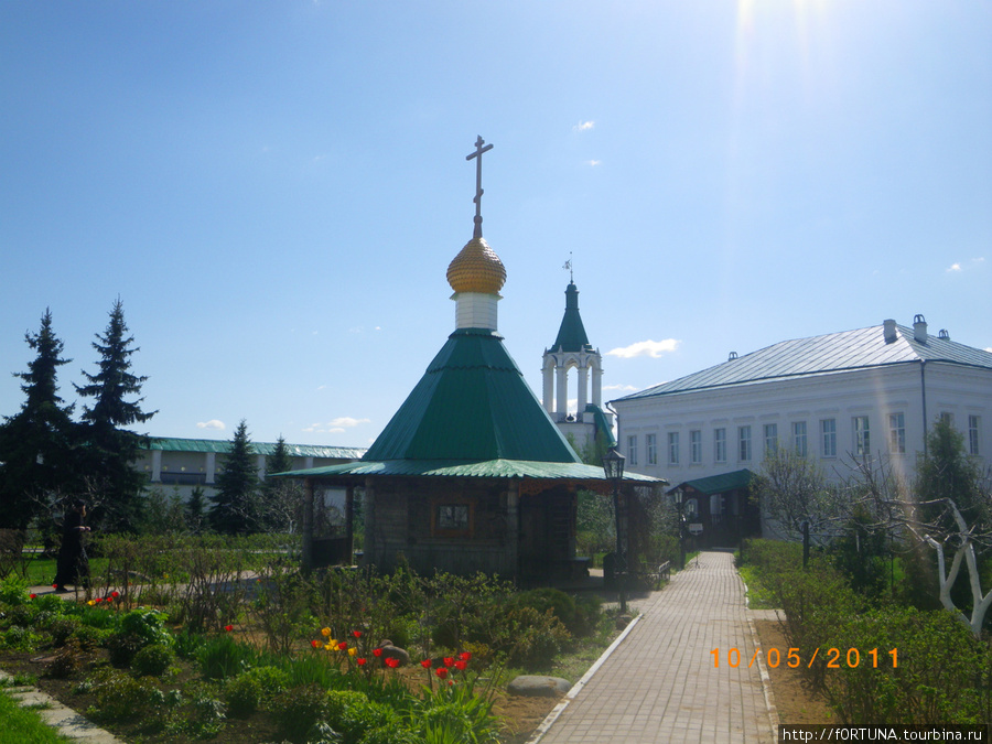 Спассо-Яковлевский монастырь Ростов, Россия