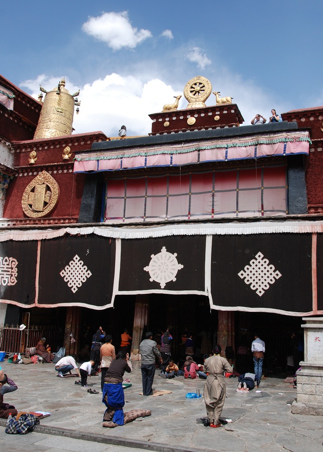 Храм, построенный царем Тибета Лхаса, Китай