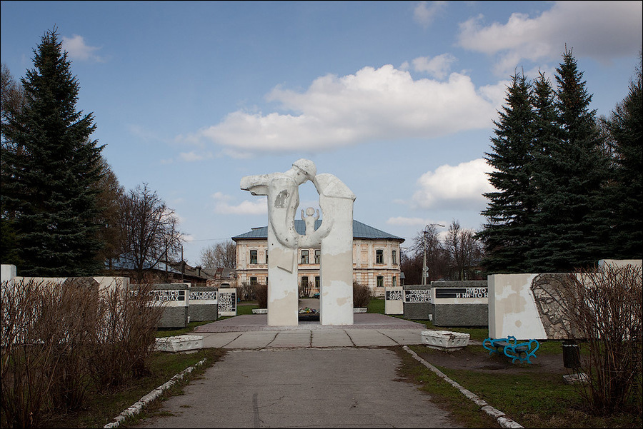 Напротив мечети располагается ещё один небольшой мемориальный парк Касимов, Россия